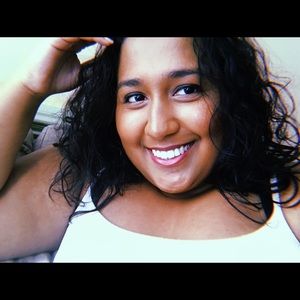 Meet your Posher, Ariana